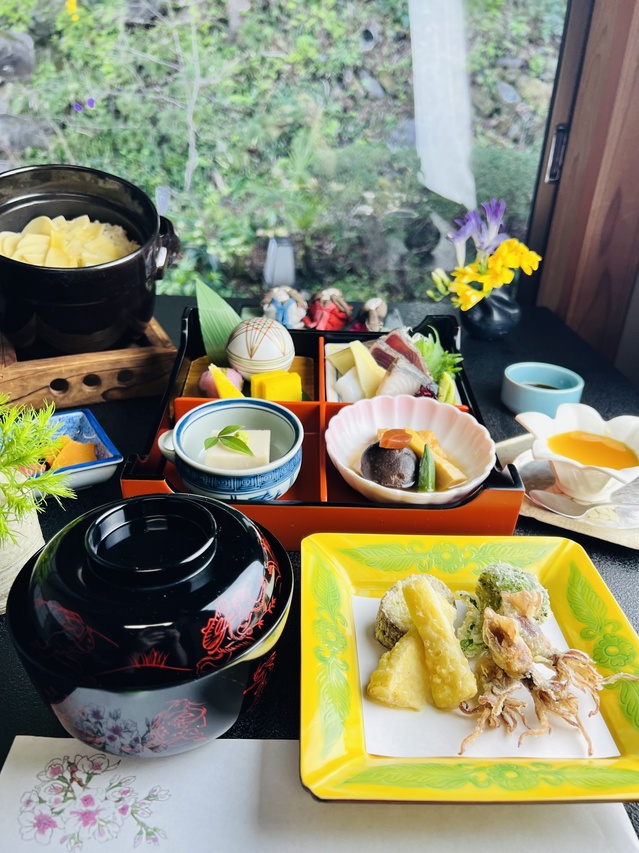 一日二組限定】天竜の朝掘り筍懐石膳／新着情報 - 浜松の懐石料理